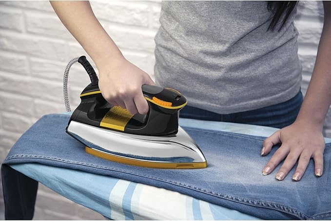 Black & Decker 1200W Heavy Weight Dry Iron