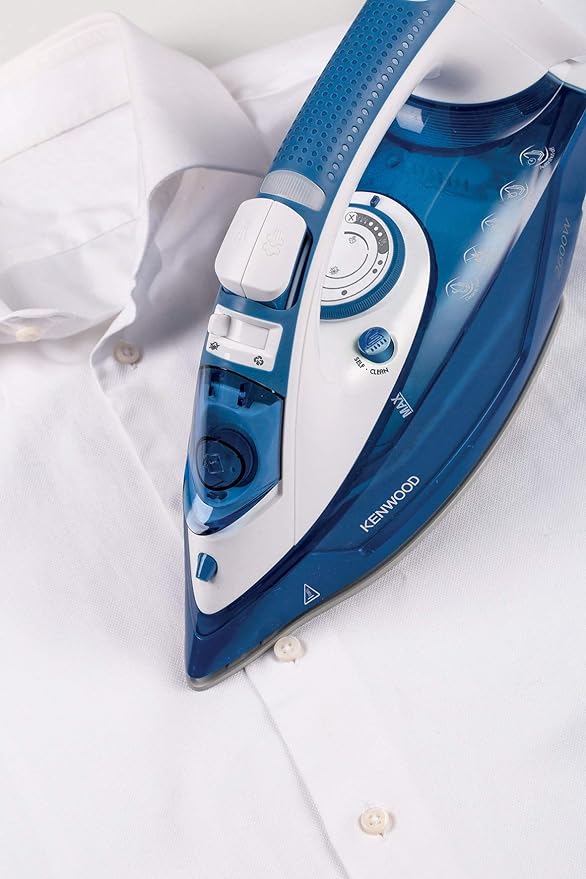 Kenwood 2600W Ceramic Sole Plate Steam Iron STP75.0