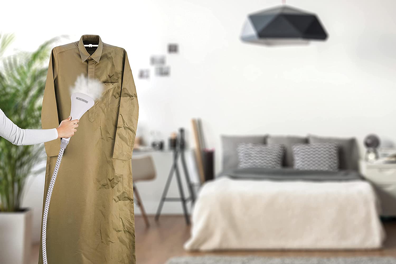 BD 1785w Garment Steamer with 3 steam settings